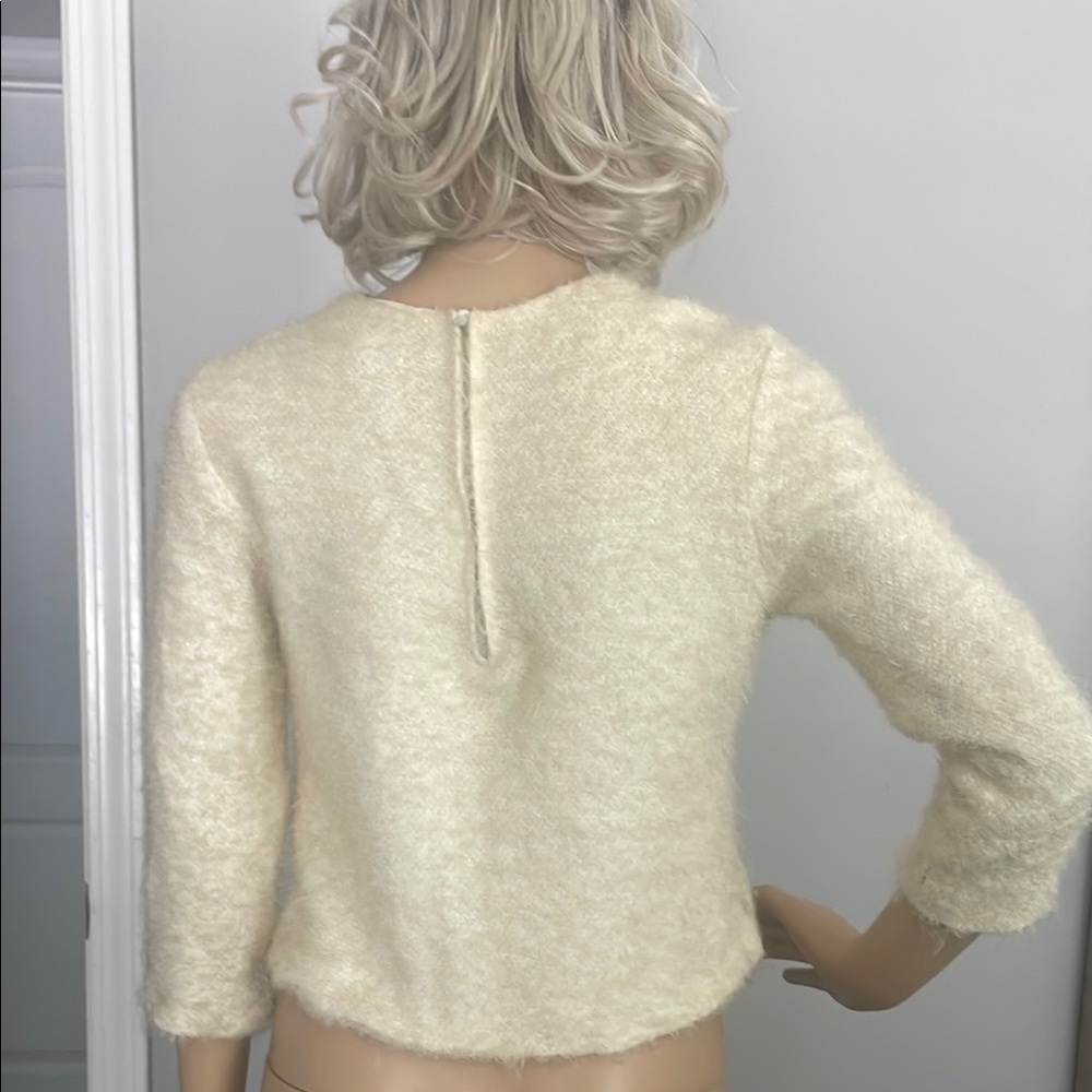 Vintage 60’s Julius Garfinckel & Co. Washington Floral Embroidered Cream Top View 4